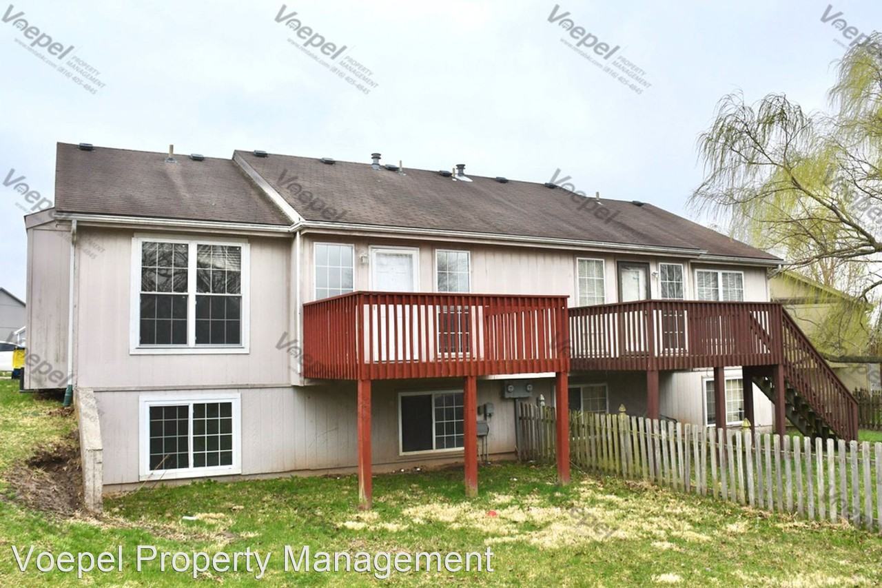 916 Swallow Cir - Photo 2 of 3