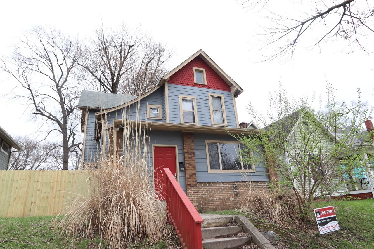 1119 Jefferson Ave - Photo 2 of 27