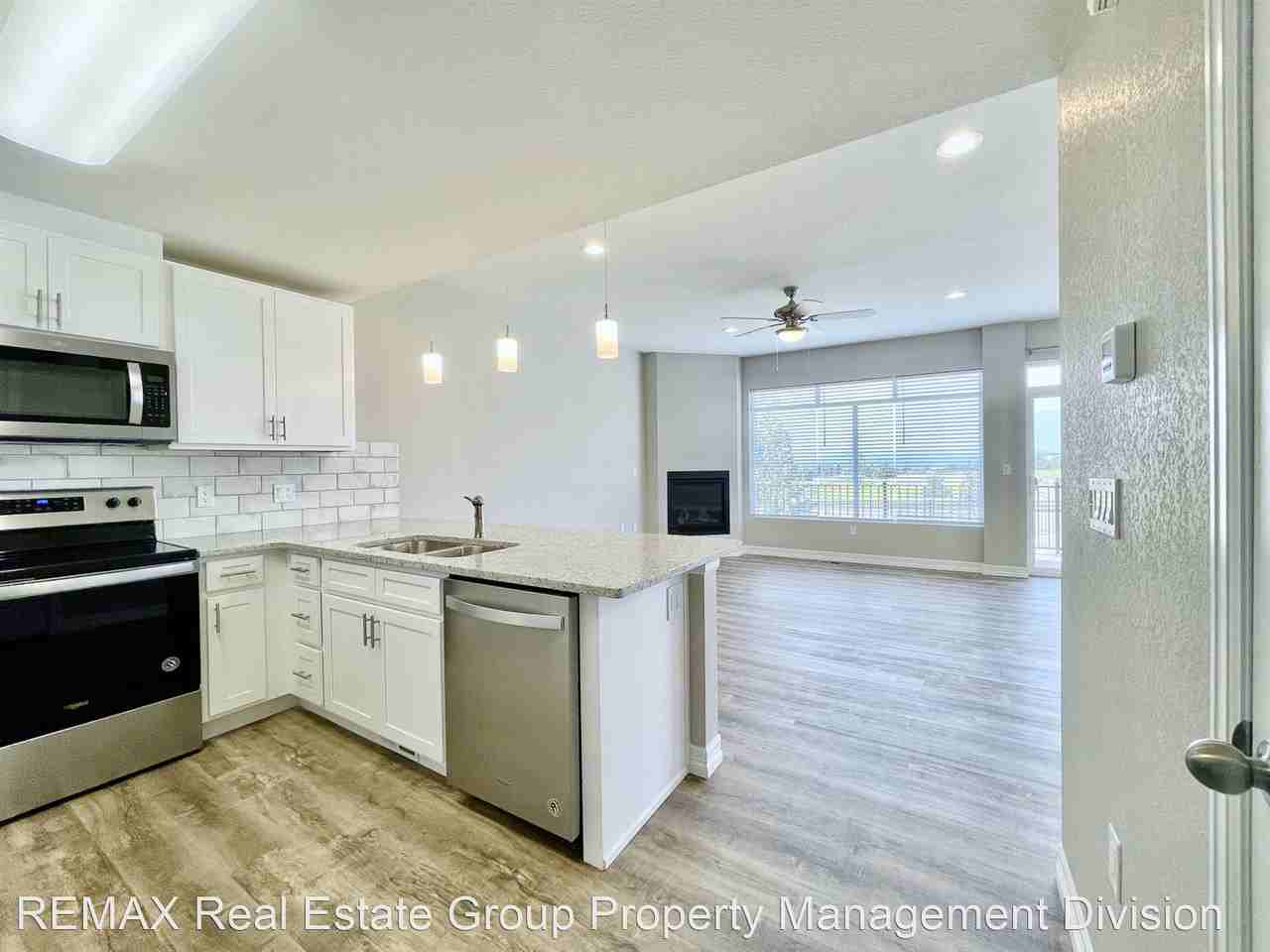 VIEWS, VIEWS, VIEWS!!! VILLAS AT NORTHGATE - Photo 2 of 24