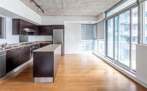 375 King Street West #2203