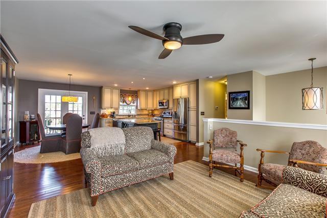 2625 Churchill Drive - Photo 3 of 16