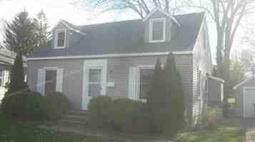 featured image of 1413 32nd Street Northeast #1