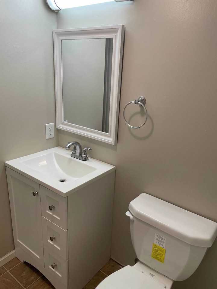 101 9th St S #4 - Photo 3 of 10