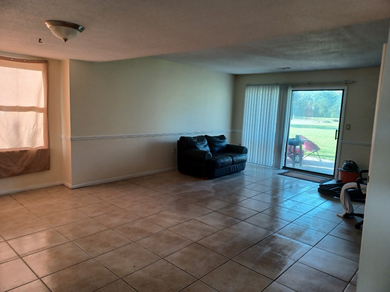 1108 Marshview Circle Dr - Photo 4 of 12