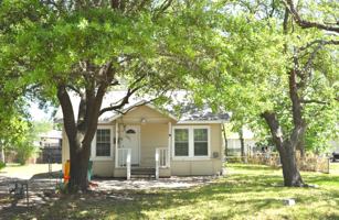 featured image of 2207 Howell Ave