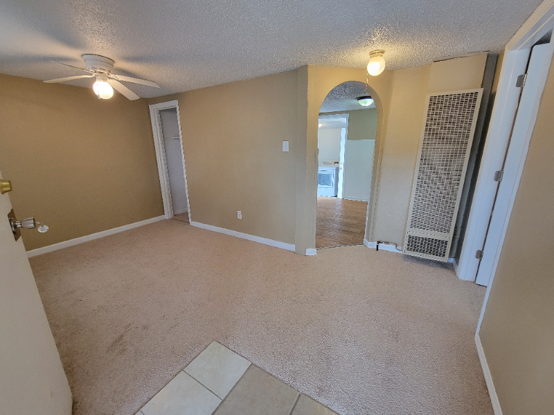 340 N Bebe St - Photo 3 of 22