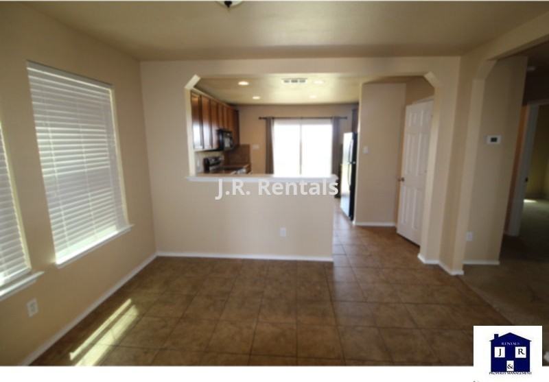 304 W Gemini Ln - Photo 3 of 50