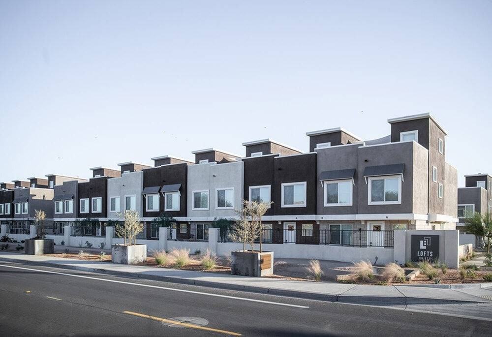 Lofts on 8th | Student Housing - Photo 2 of 36