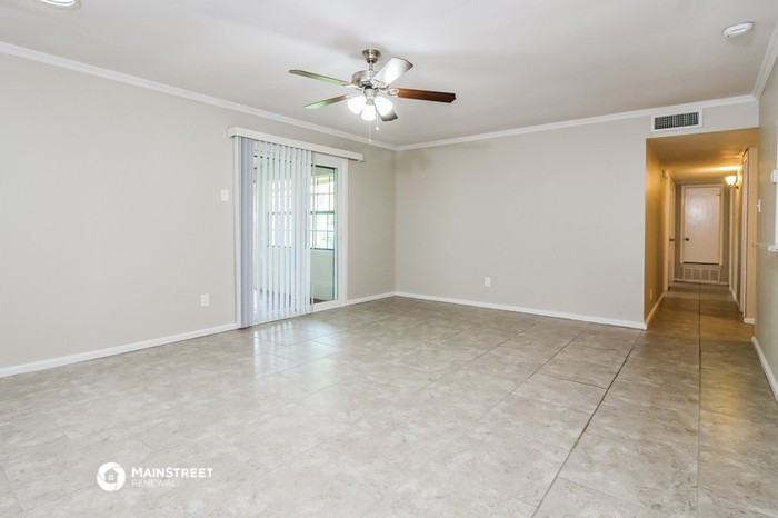 7108 Oldham Pl - Photo 3 of 16