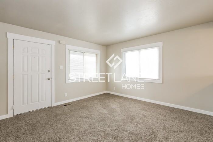 5369 S Northwest Ave - Photo 3 of 15