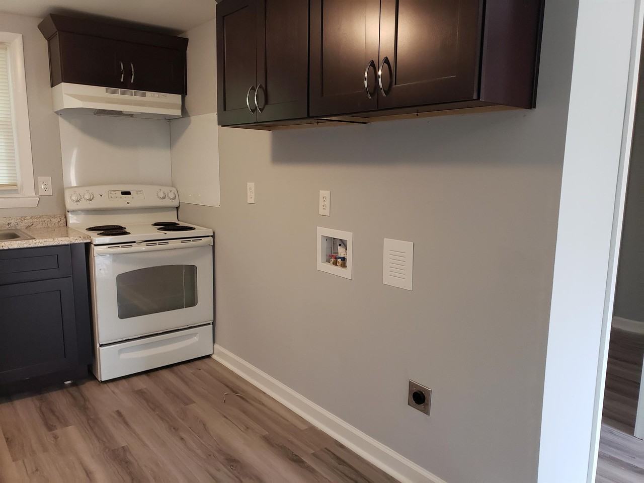 823 Mcneil St #1 - Photo 4 of 10