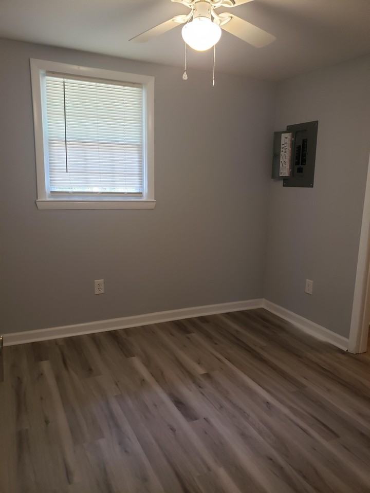 823 Mcneil St #1 - Photo 7 of 10