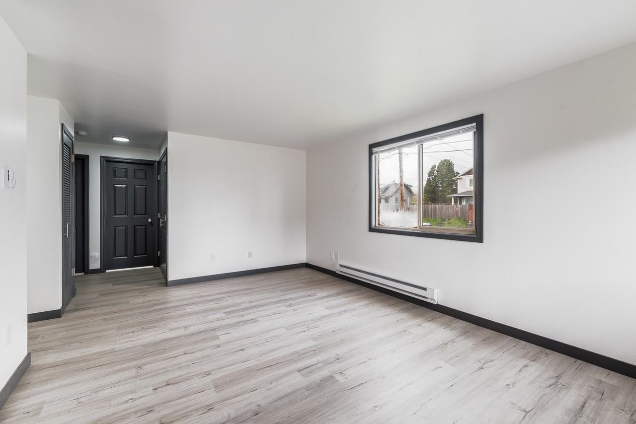 3317 S Asotin St #2 - Photo 4 of 20