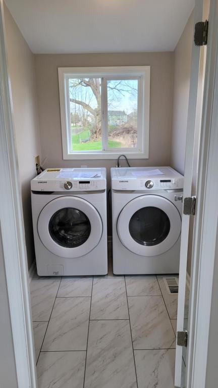 8241 E Seneca Tpke - Photo 3 of 28