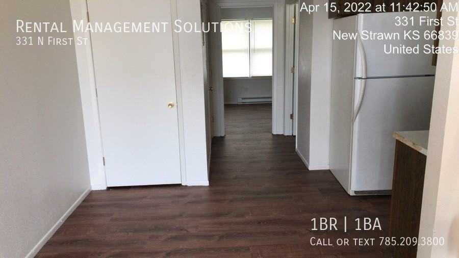 331 N 1st St - Photo 3 of 6