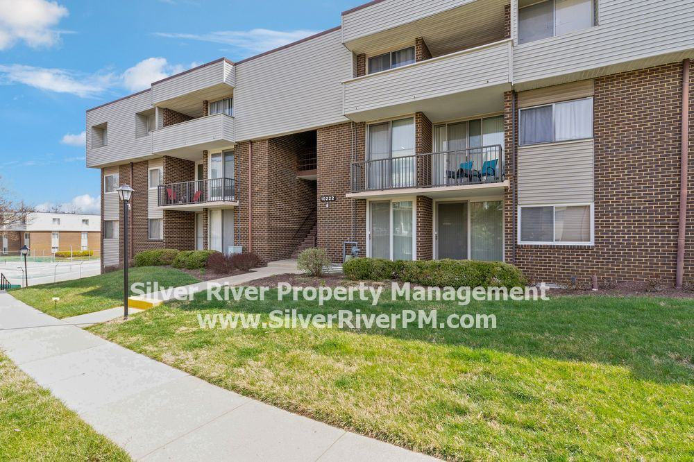 10222 Prince Pl - Photo 2 of 31