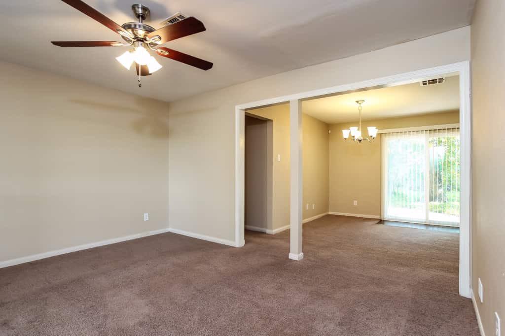 819 Turney Dr - Photo 3 of 25