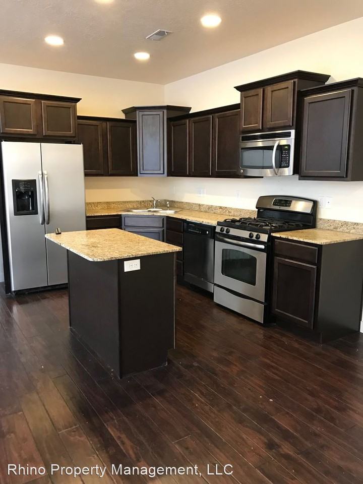 3724 W Mandrake Way - Photo 2 of 19