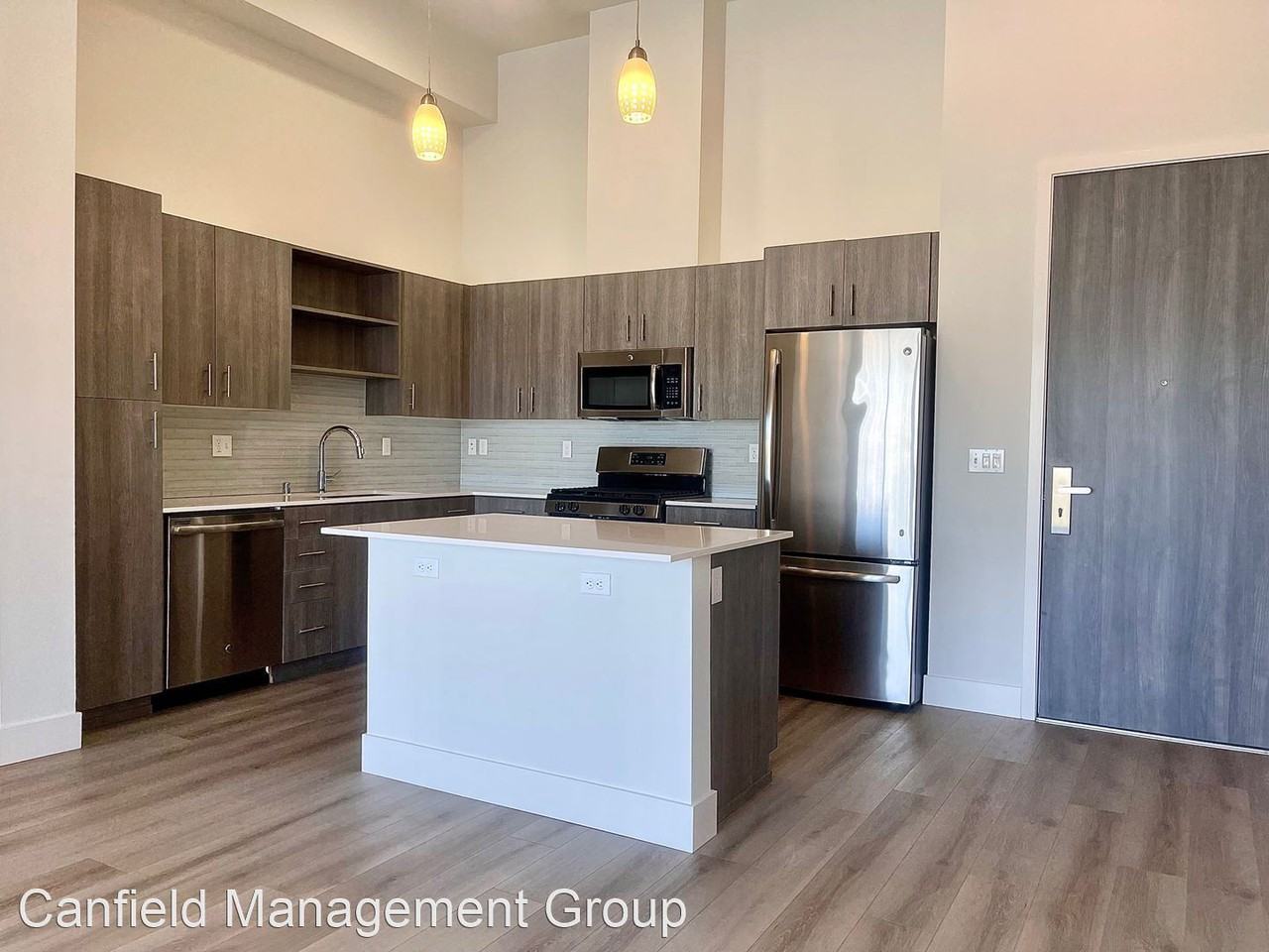 Seven West Apartments - Photo 6 of 44