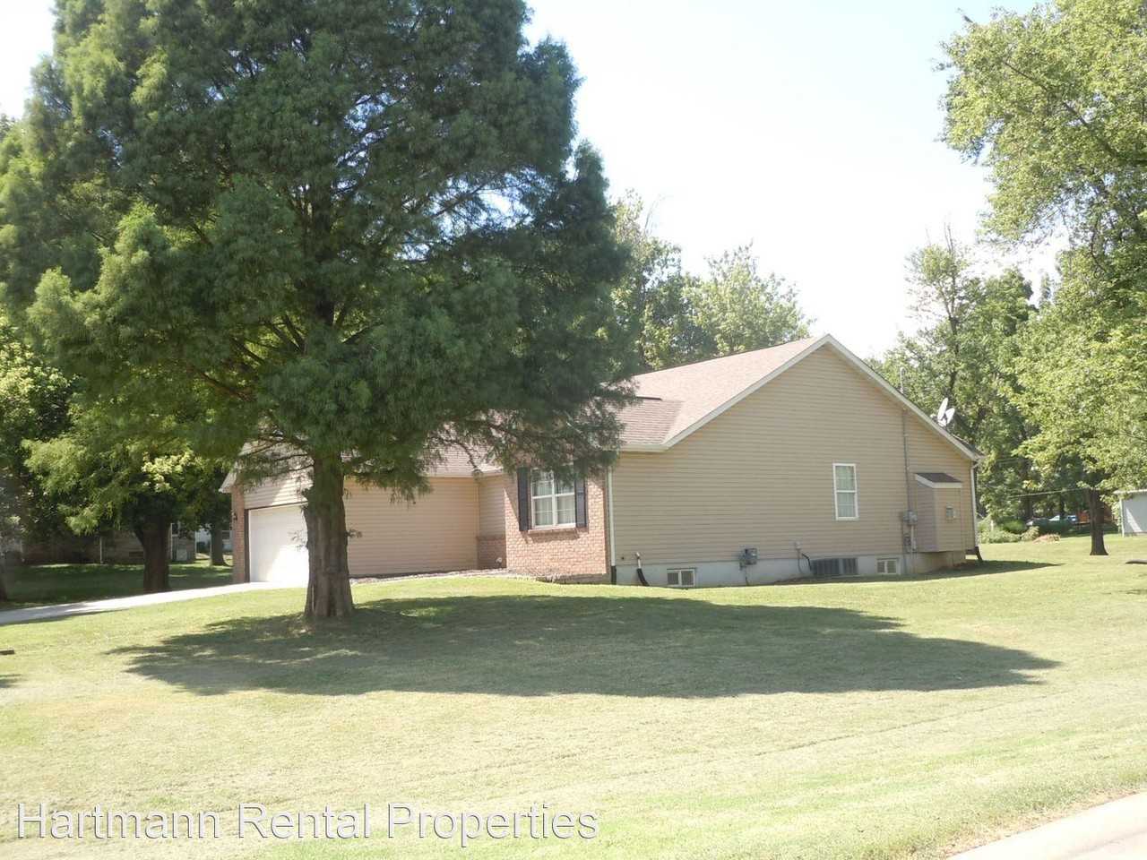 153 Troy Rd - Photo 2 of 18