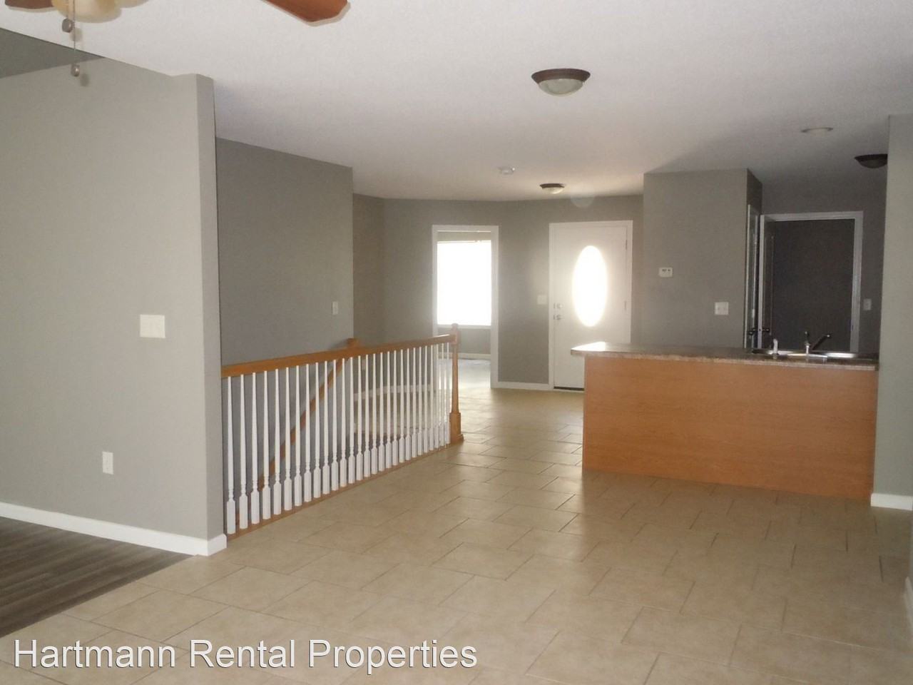 153 Troy Rd - Photo 3 of 18