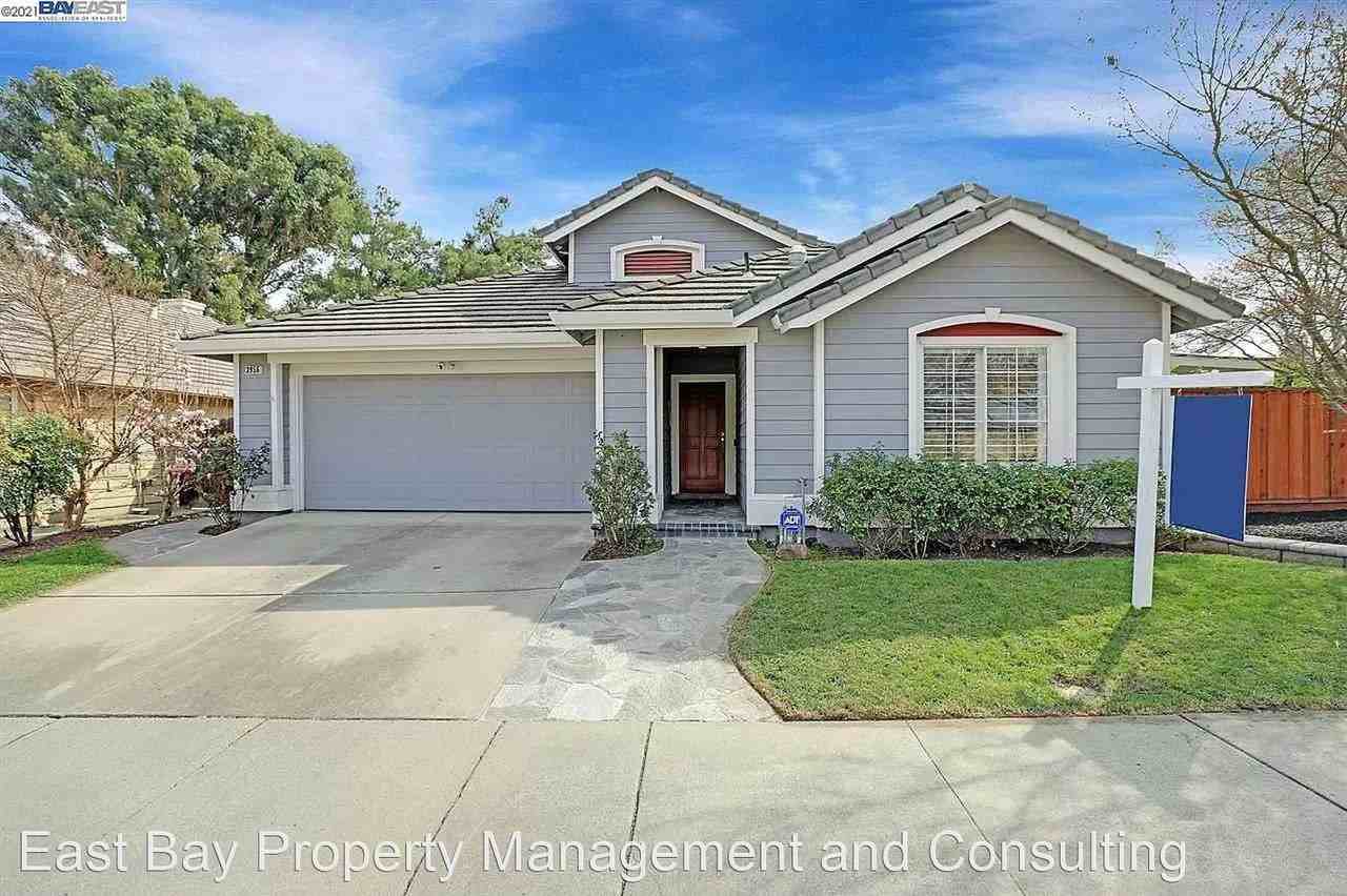 3956 Promenade Way - Photo 2 of 18