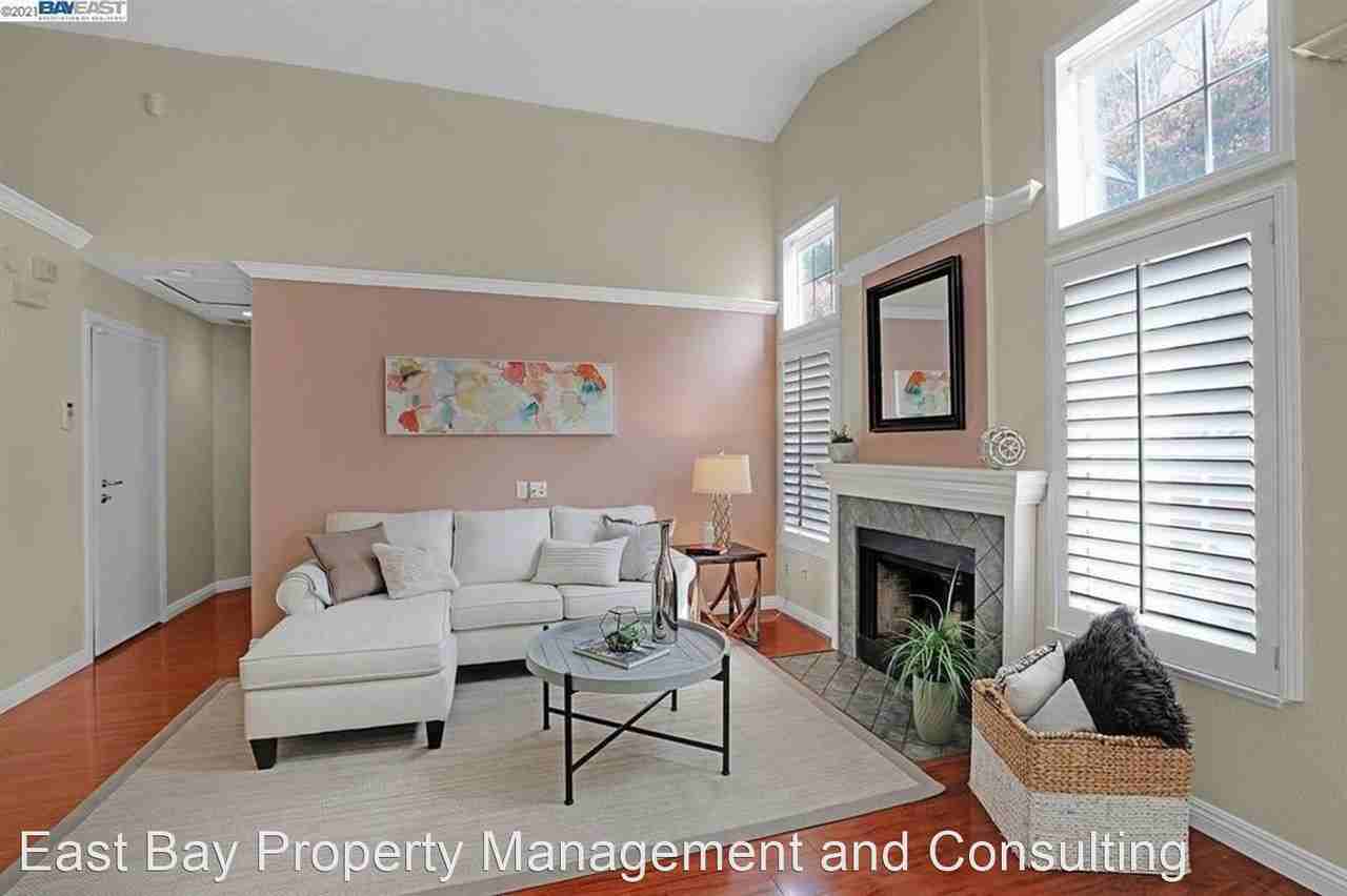 3956 Promenade Way - Photo 3 of 18