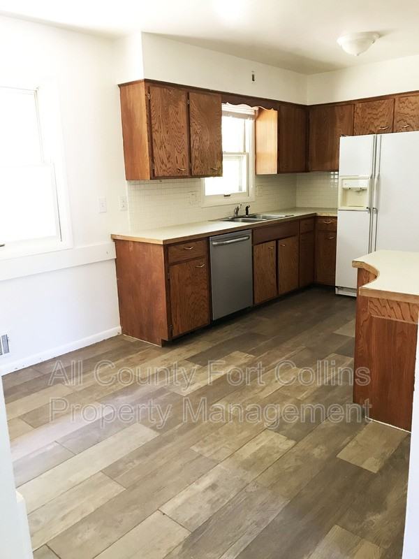 1516 Brentwood Dr - Photo 6 of 13