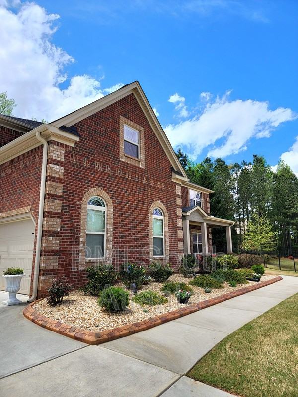 2017 Ballymeade Ln - Photo 2 of 50