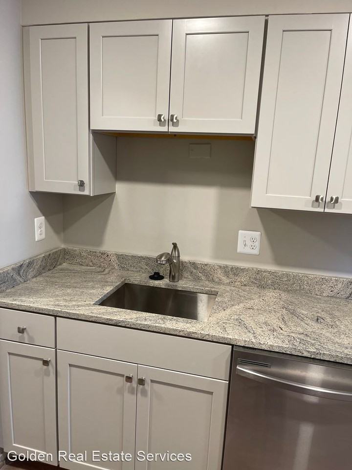 507 Florida Ave #103 - Photo 3 of 7