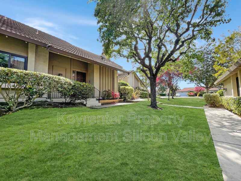 1927 Amalfi Way - Photo 2 of 35