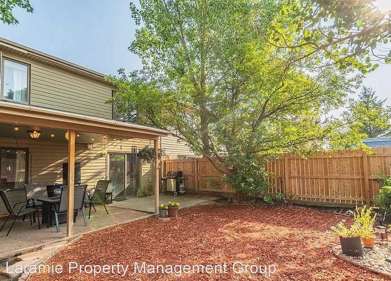 1706 Palmer Dr - Photo 2 of 9