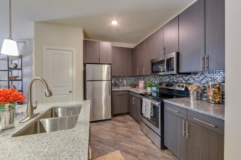 Eastside Station - Photo 5 of 74