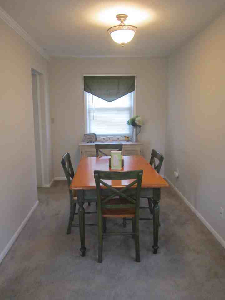 1213 W 25th St S - Photo 3 of 6