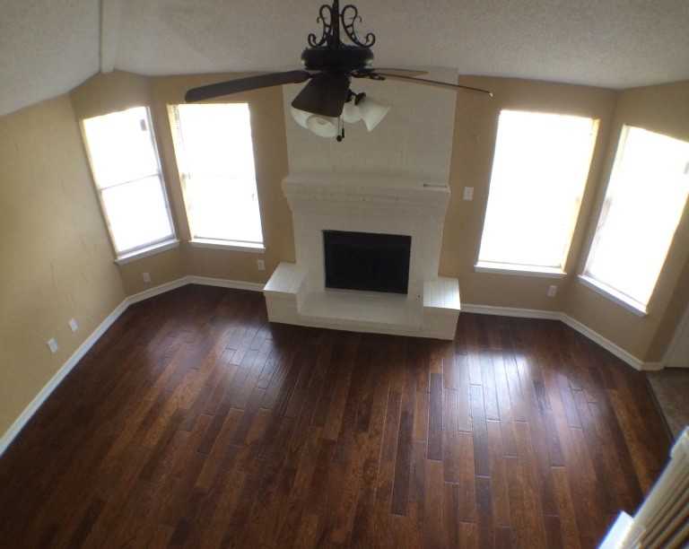 2805 David Dr - Photo 2 of 12