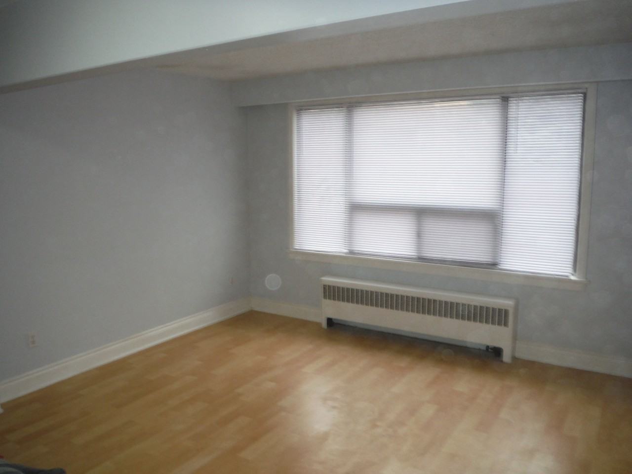 271 Winnett Avenue #4 - Photo 2 of 10