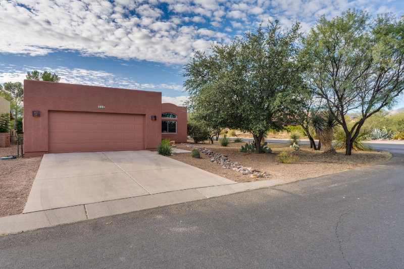 121 Avenida Urrutia - Photo 2 of 50