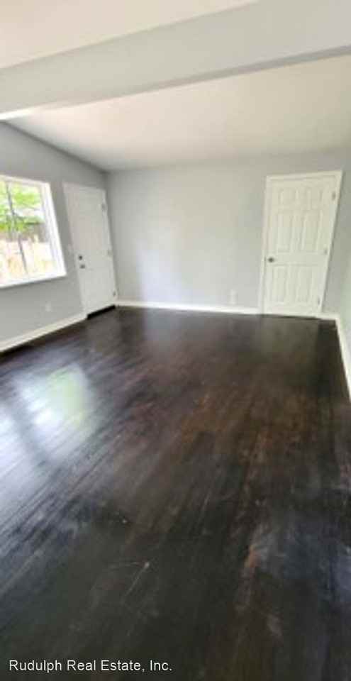 660 Hagood St - Photo 3 of 7
