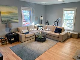 featured image of 91 Munroe St #2