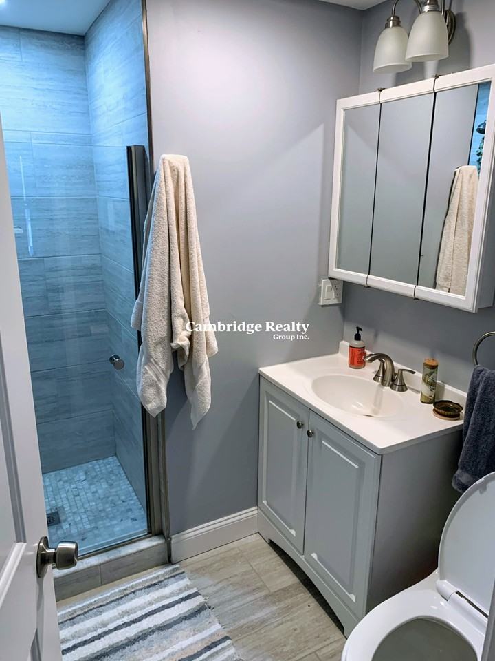 91 Munroe St #2 - Photo 7 of 15