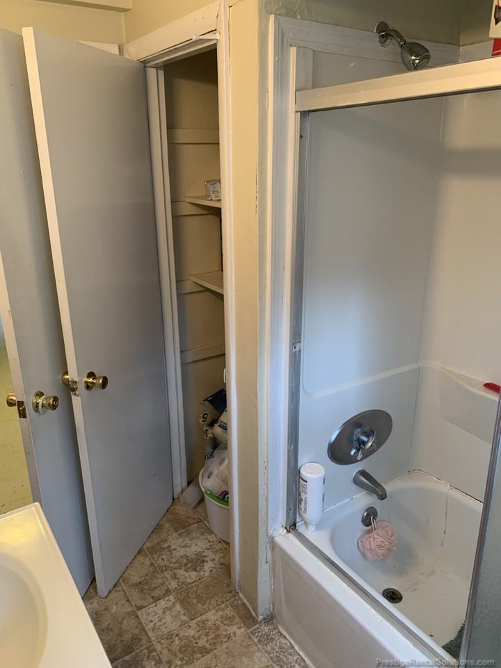 64 Lorchris St #18 - Photo 7 of 10