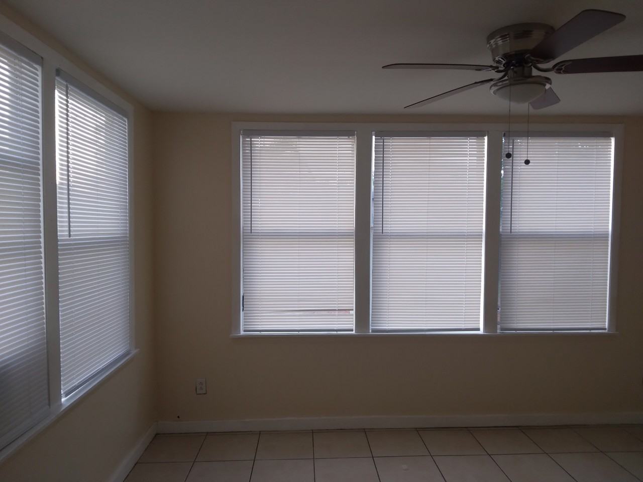 22138 Belinda Avenue - Photo 5 of 17