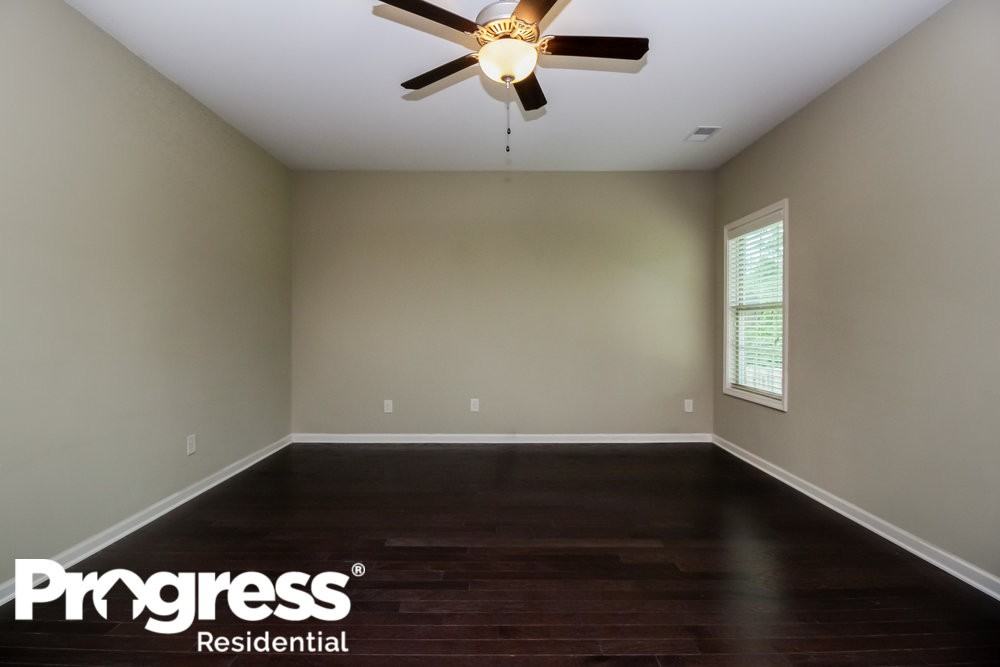 106 Saint Charles Pl - Photo 2 of 17