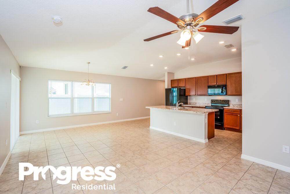 7418 Northern Lights Dr - Photo 3 of 20