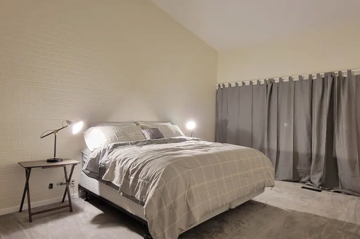 2723 Country Club Dr - Photo 3 of 14