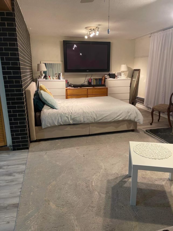 130 Lyman Ave #1B - Photo 2 of 4