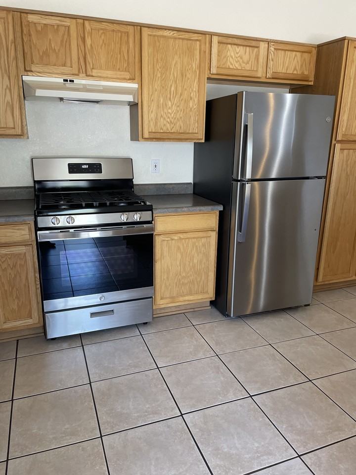 6944 W Harcuvar Dr - Photo 3 of 14