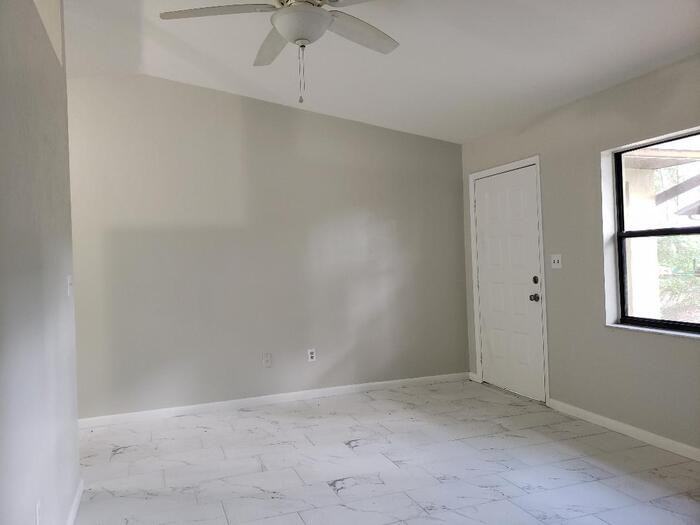 3431 Ne 56th Ave - Photo 2 of 10