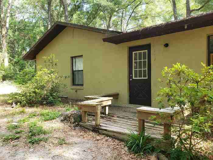 3431 Ne 56th Ave - Photo 3 of 10