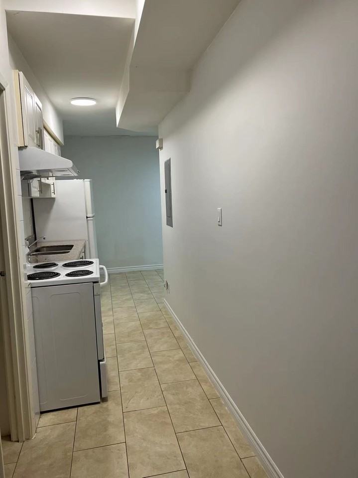 133 D'Arcy Street - Photo 3 of 17